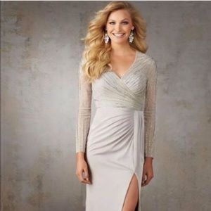 Mother of the Bride dress Size 10 Never worn